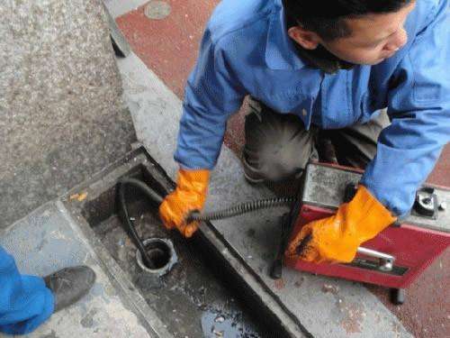 乌拉特后疏通下水道