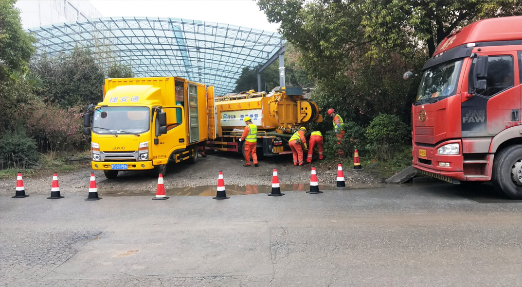乌拉特后成区雨污水管网“四位一体”检测疏通项目